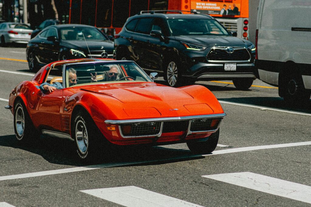 An infographic showing the benefits of using personal insurance for rental car coverage — personal auto insurance rental…