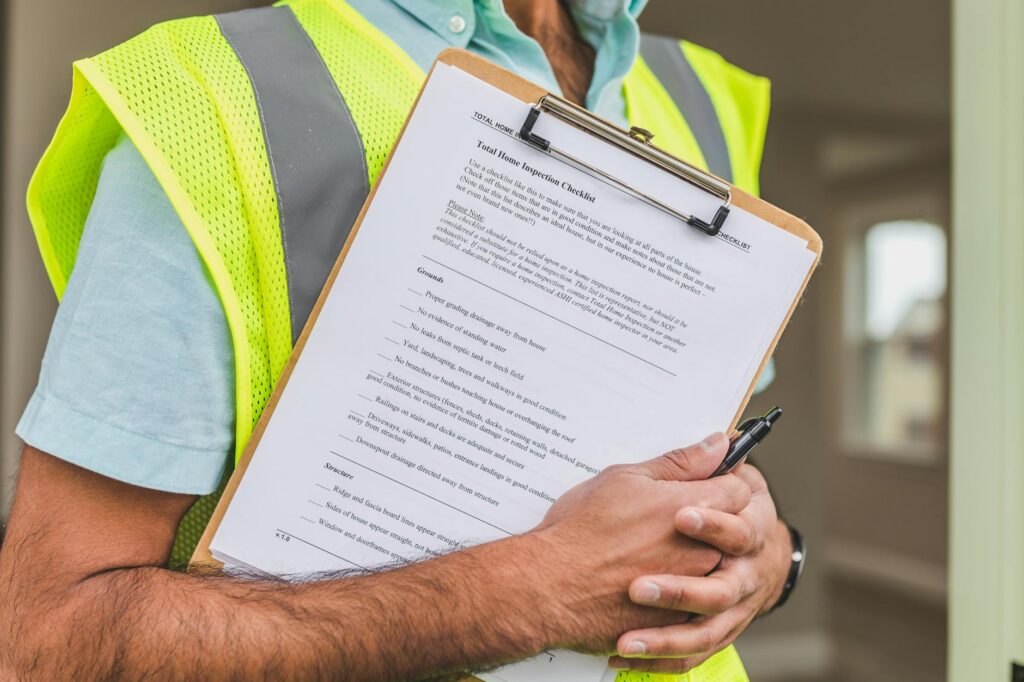 Visual checklist of what to document at the accident scene. — car accident procedure Nevada