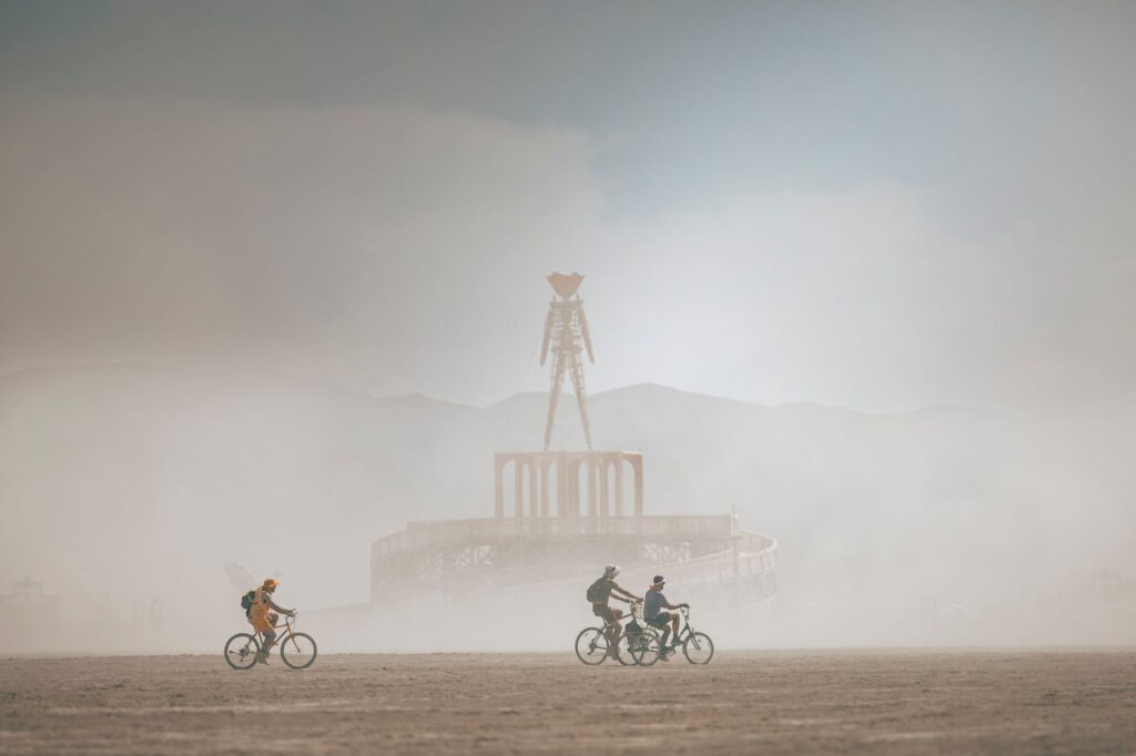 A photo of a vehicle affected by a dust storm in Nevada. — Nevada weather car insurance rates