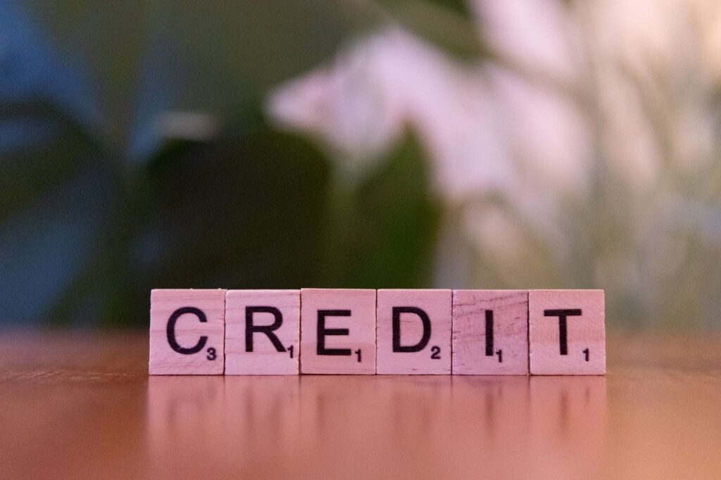 An image depicting the impact of credit scores on insurance rates. — lower car insurance premiums Nevada