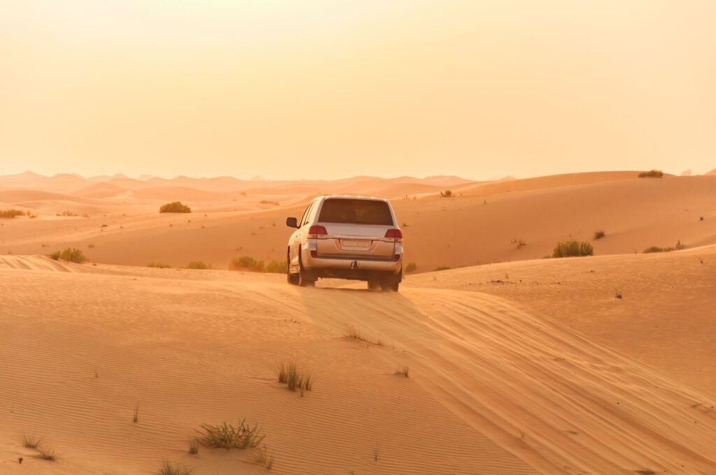 Image of a car under bright Nevada sun to illustrate extreme heat conditions. — Nevada weather car insurance
