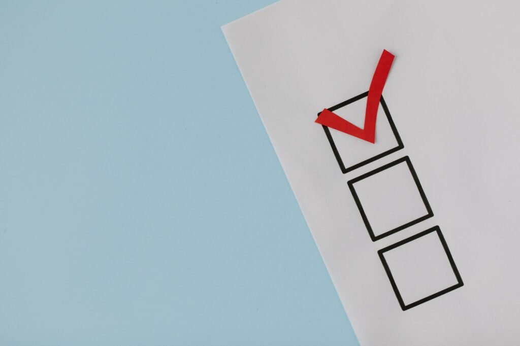 An image showing a checklist for evaluating insurance quotes. — best car insurance Nevada