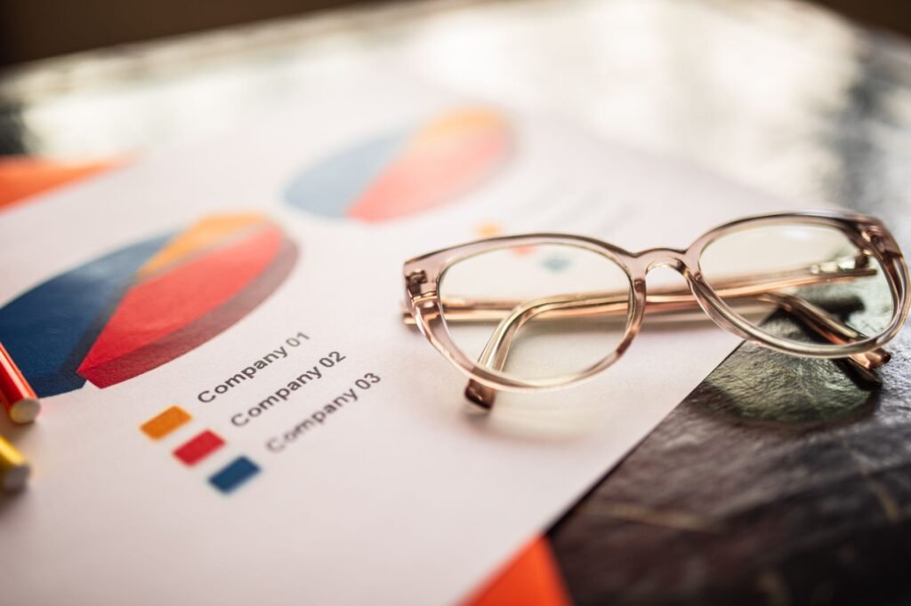 An infographic comparing comprehensive and liability insurance coverage in Nevada. — comprehensive vs liability insuranc…