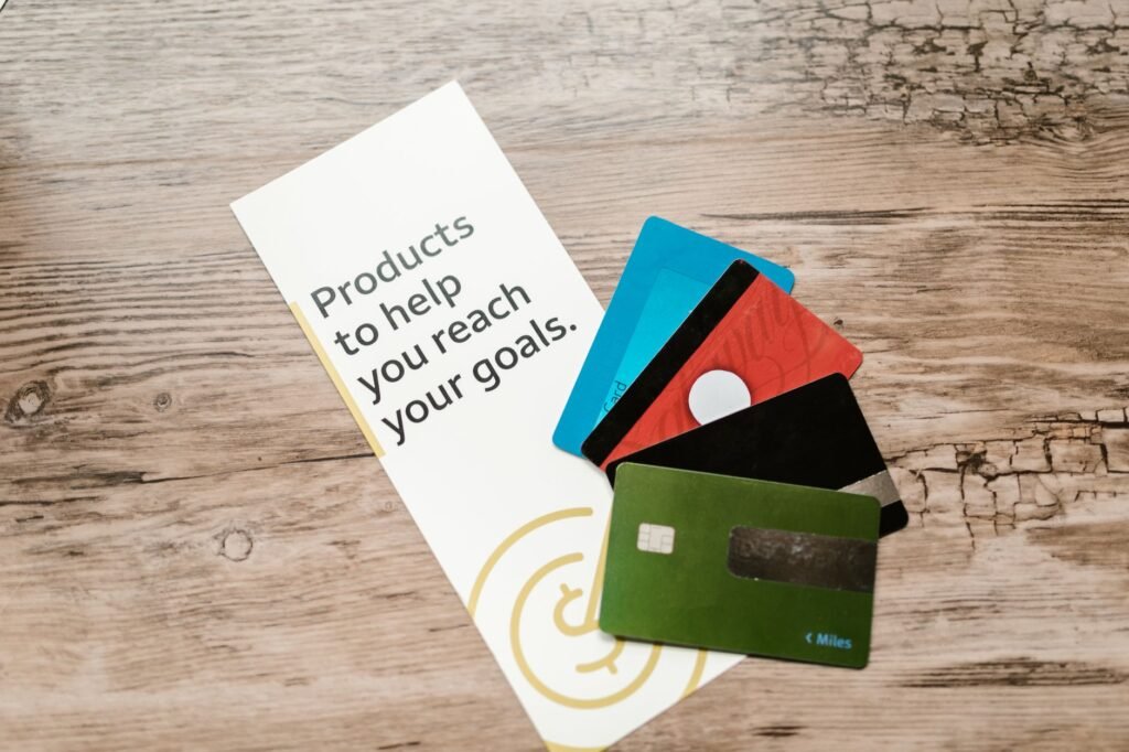 An infographic outlining steps to improve your credit score. — credit score car insurance Nevada