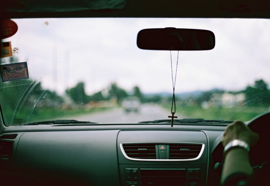 An illustration of a clean driving record with a car symbol. — lower car insurance premiums Nevada