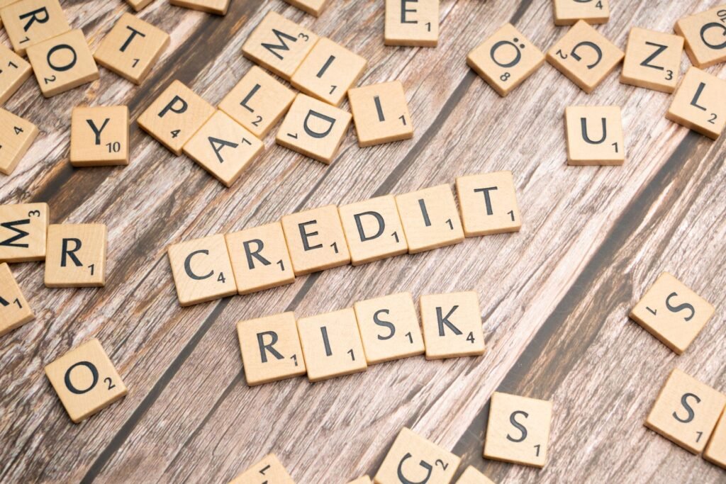 An illustration of the relationship between credit scores and insurance rates. — factors affecting car insurance rates N…