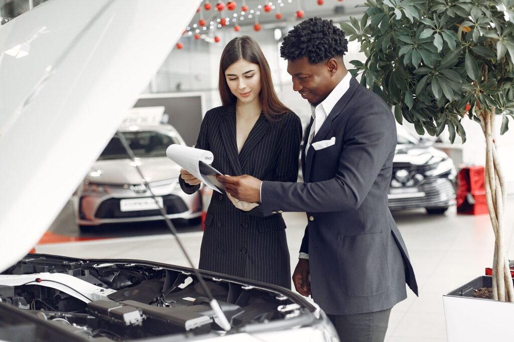An image illustrating the importance of reading customer reviews for car insurance. — best car insurance companies Nevada